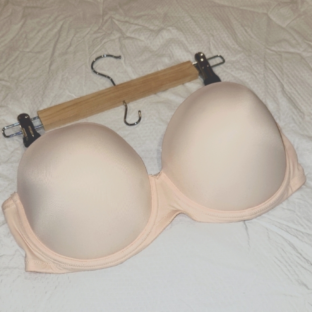 PINK Victoria's Secret Light Pink Strapless Bra
